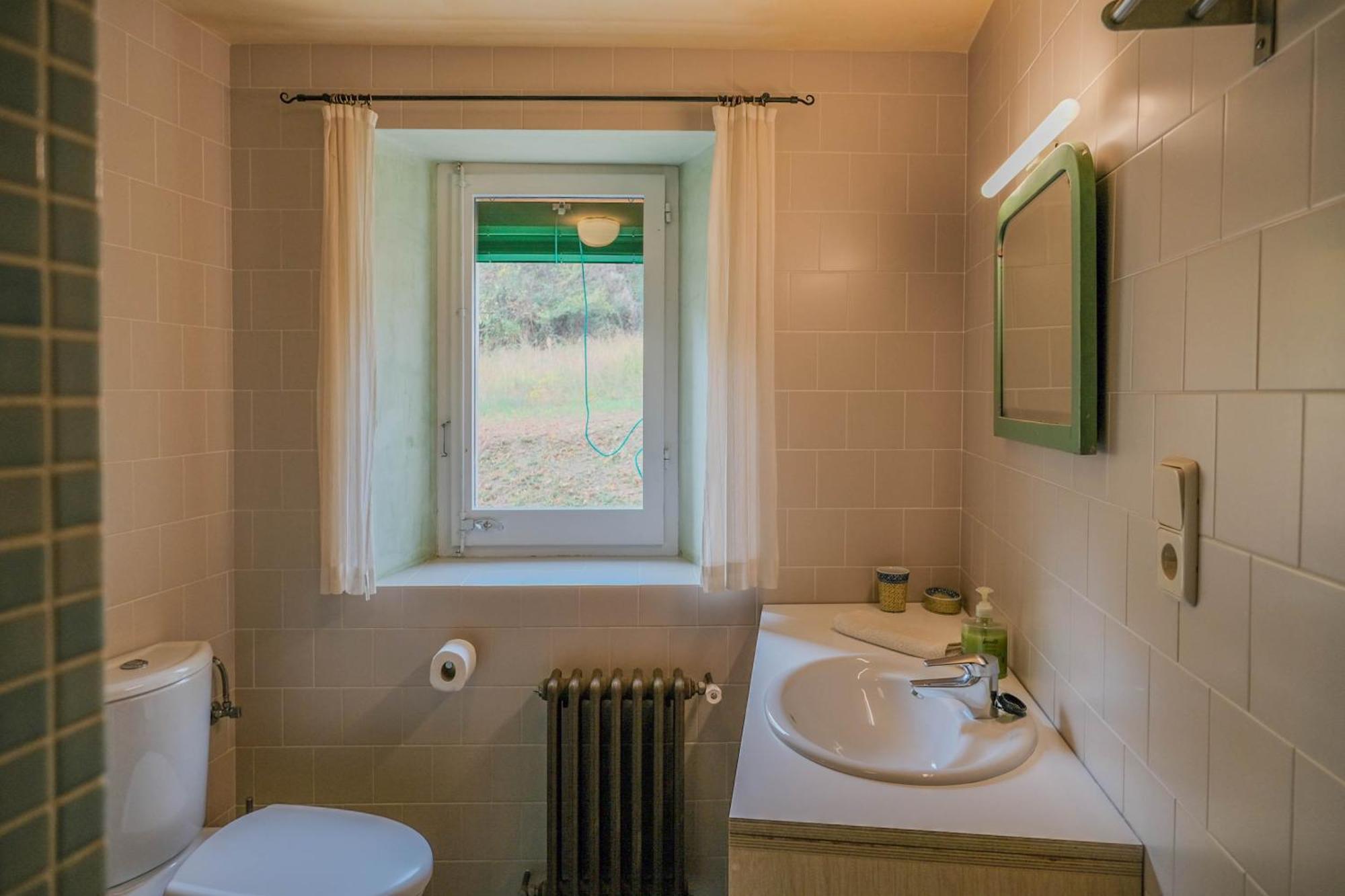 Rectoria De Castellar Villa La Vall de Bianya Luaran gambar