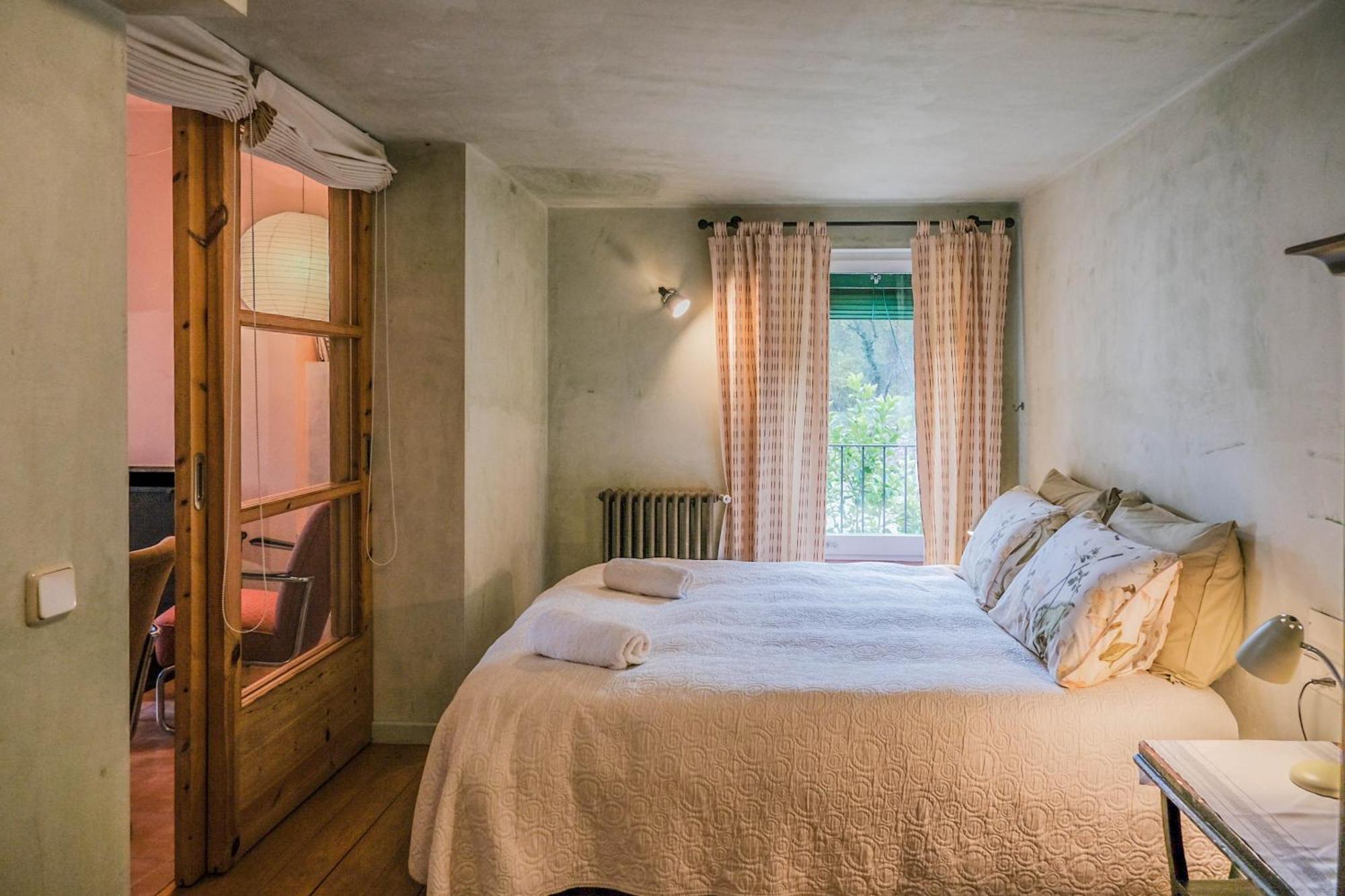 Rectoria De Castellar Villa La Vall de Bianya Luaran gambar